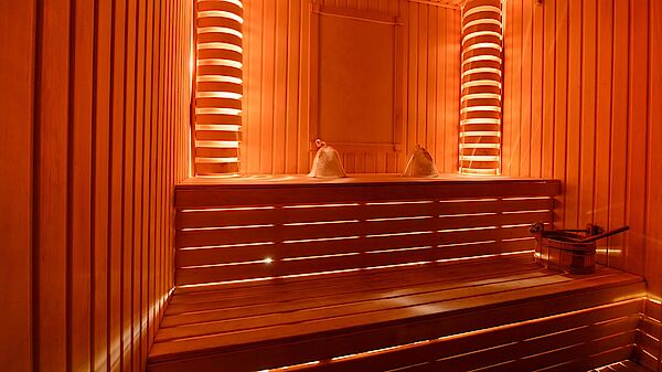 sauna infrarossa, sauna, legno, LED, cestino, relax, benessere